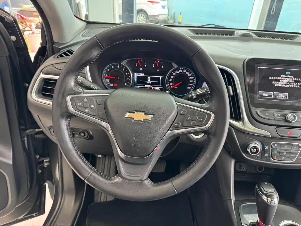 Chevrolet Equinox 2018 — фото 13