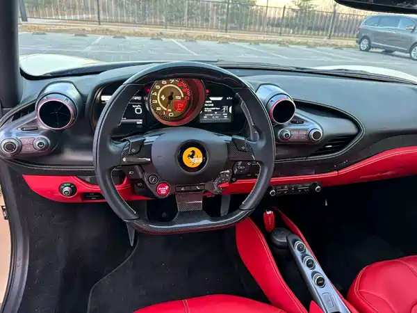 Ferrari F8 2019