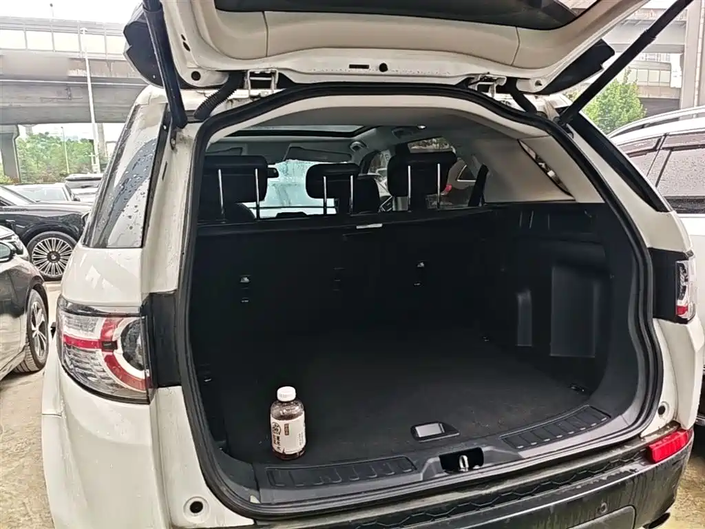 Land Rover Discovery Sport 2018 — фото 18