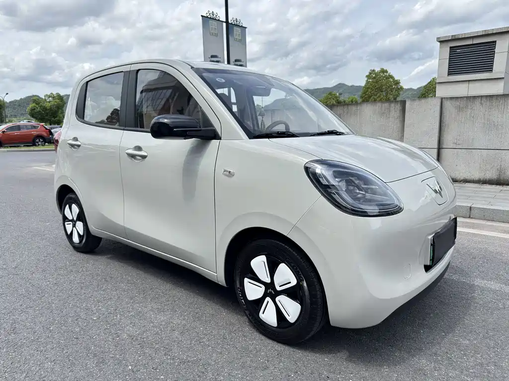 Wuling Hongguang MINIEV 2025