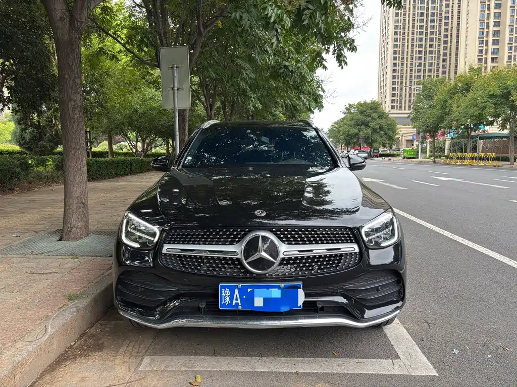 Mercedes-Benz GLC 2023