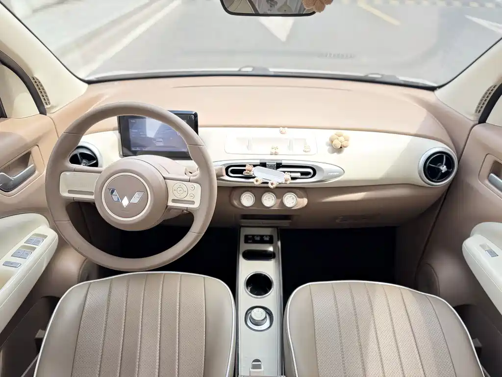 Wuling Hongguang MINIEV 2025