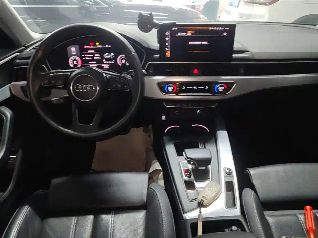 Audi A4L 2020 — фото 10