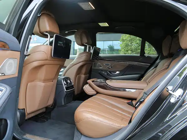 Mercedes-Benz S-Class 2020