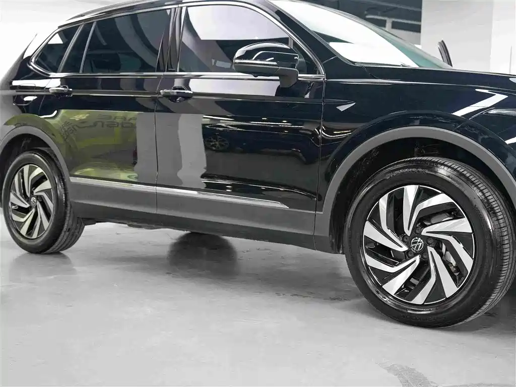 Volkswagen Tiguan L 2026 — фото 14