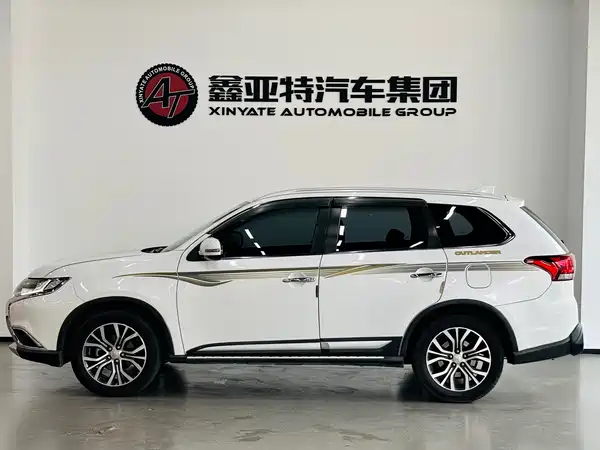 Mitsubishi Outlander 2017