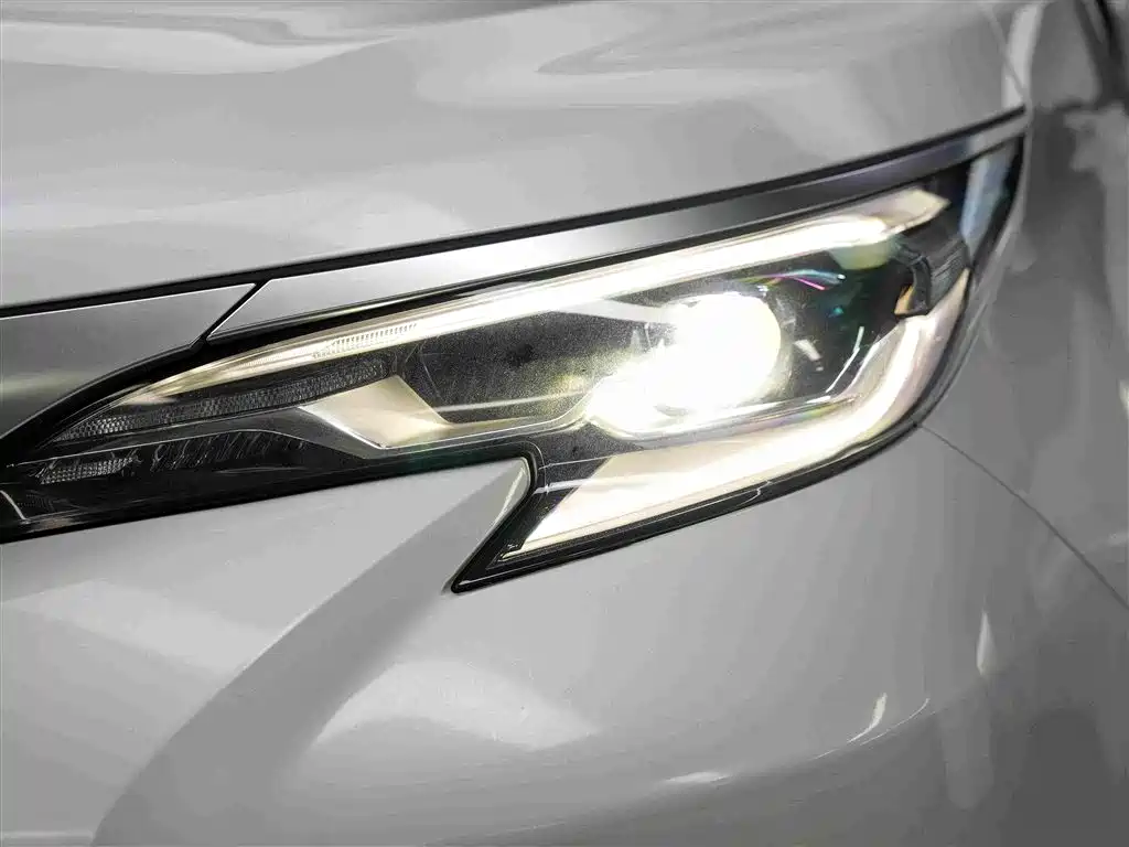 Toyota Sienna 2025 — фото 13