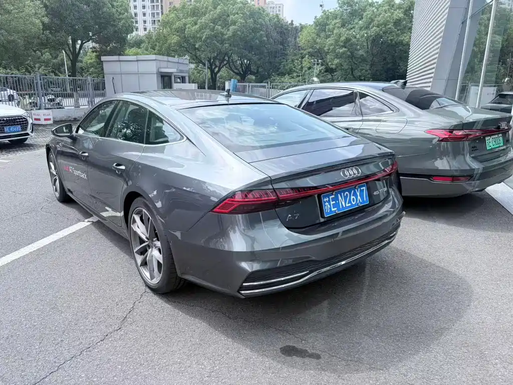 Audi A7 2025 — фото 11