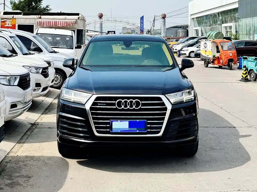 Audi Q7 2019 — фото 2