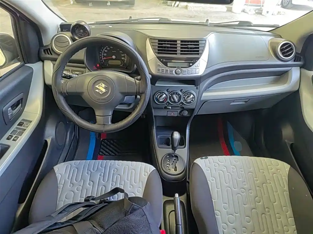 Suzuki Alto 2015 — фото 10