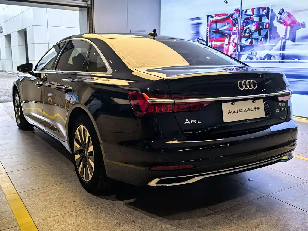 Audi A6L 2023 — фото 13