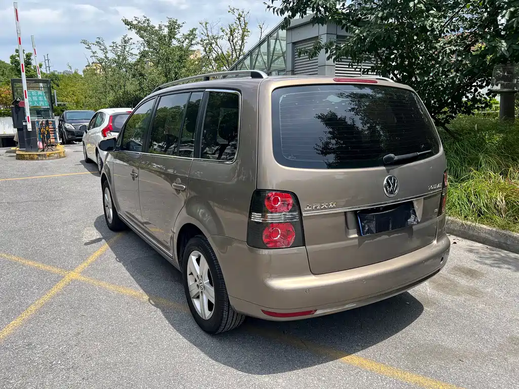 Volkswagen Touran 2016
