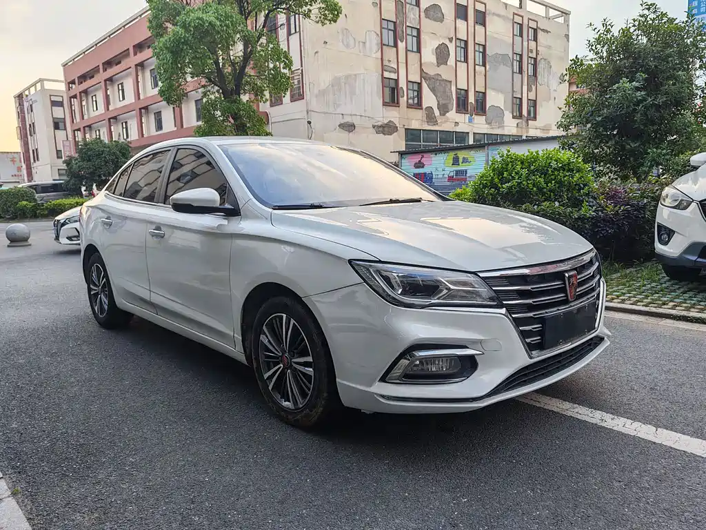 Roewe i5 2019 — фото 2