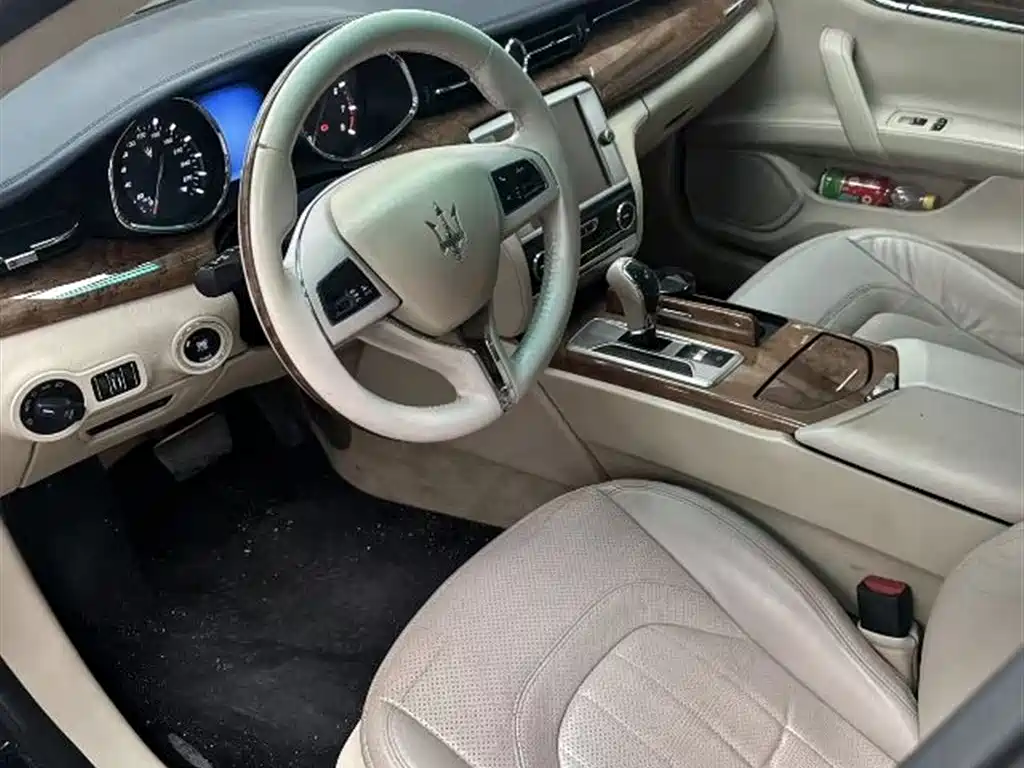 Maserati Quattroporte 2015 — фото 6