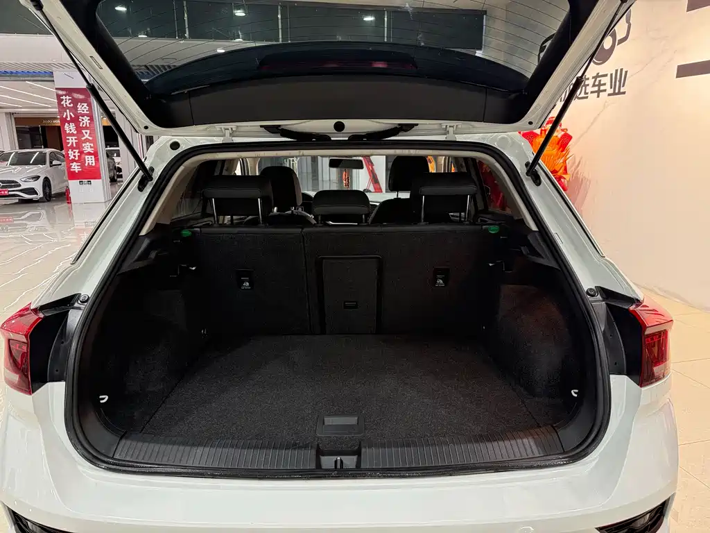 Volkswagen T-Roc 2022 — фото 17