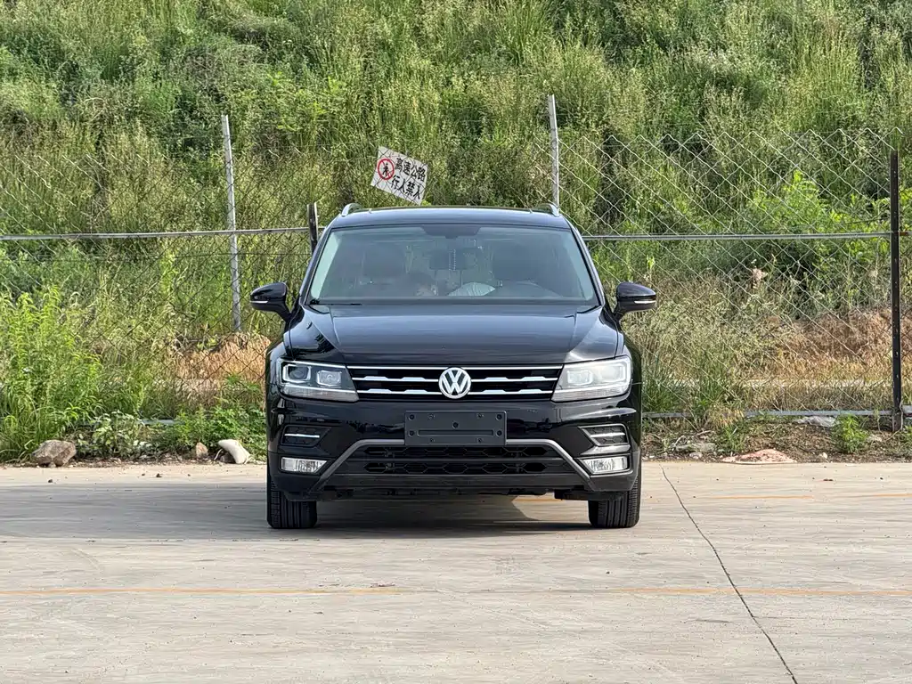 Volkswagen Tiguan L 2018 — фото 2