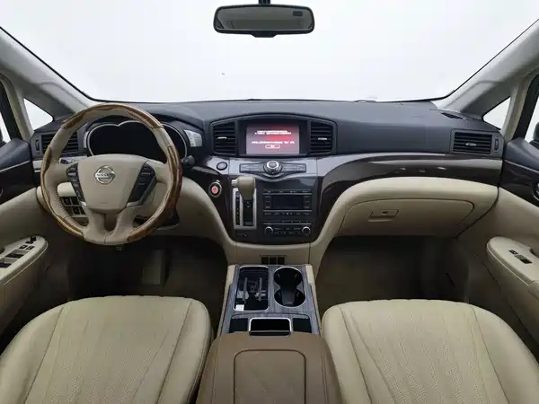 Nissan Quest 2017