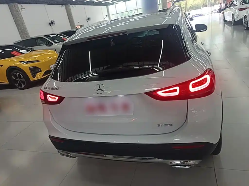 Mercedes-Benz GLA 2022 — фото 6