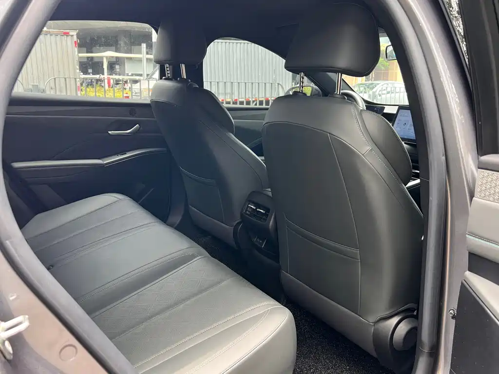 BYD Qin PLUS 2025
