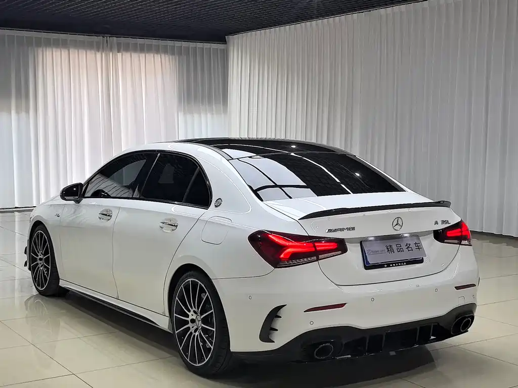 Mercedes-Benz A-Class AMG 2023 — фото 4