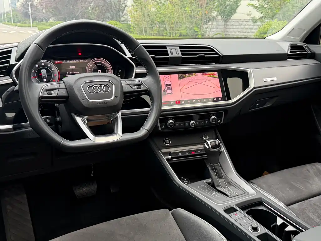 Audi Q3 2022 — фото 10