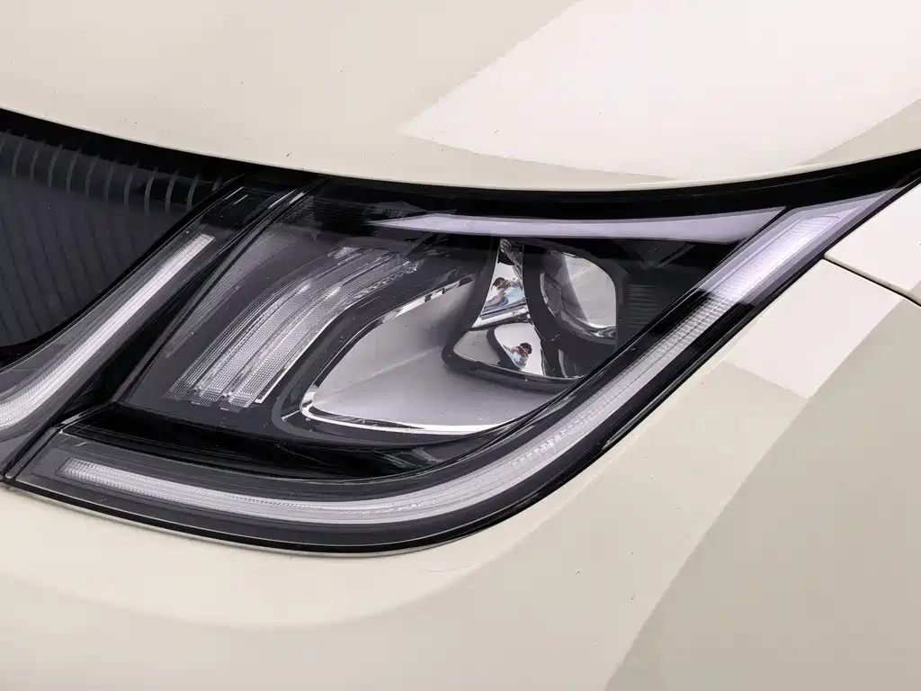BYD Dolphin 2024