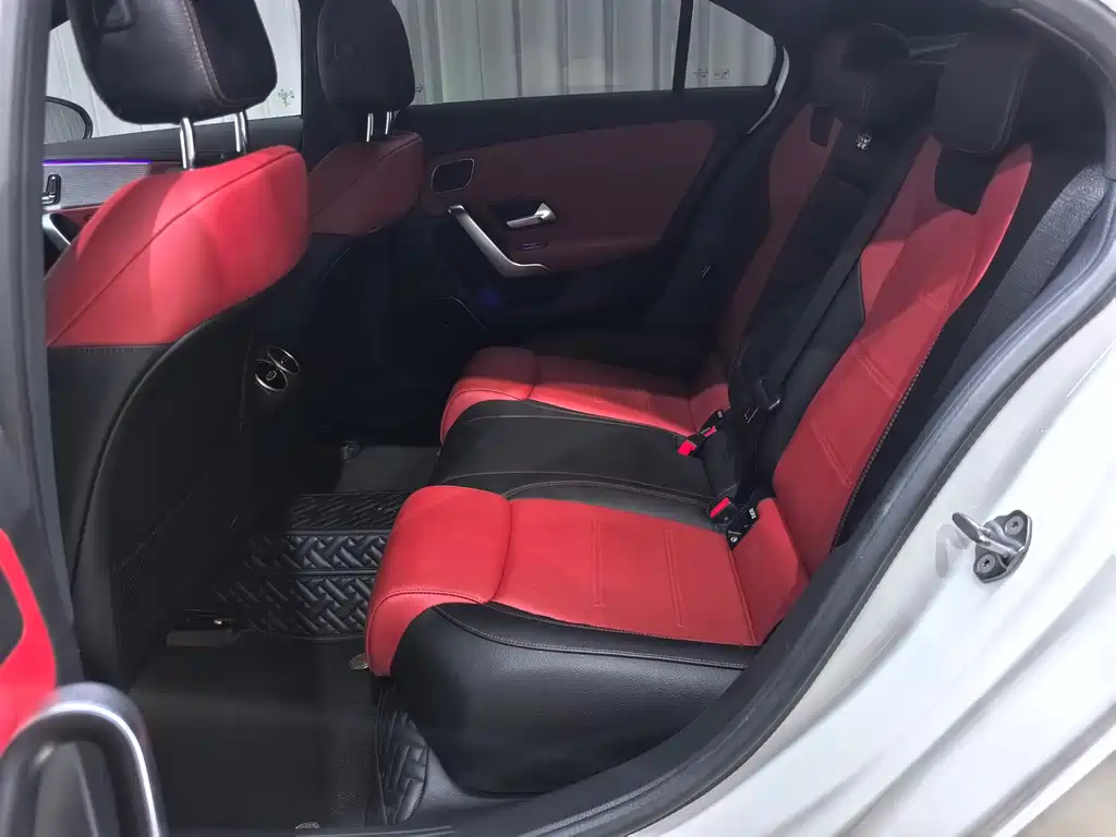 Mercedes-Benz A-Class AMG 2023 — фото 10