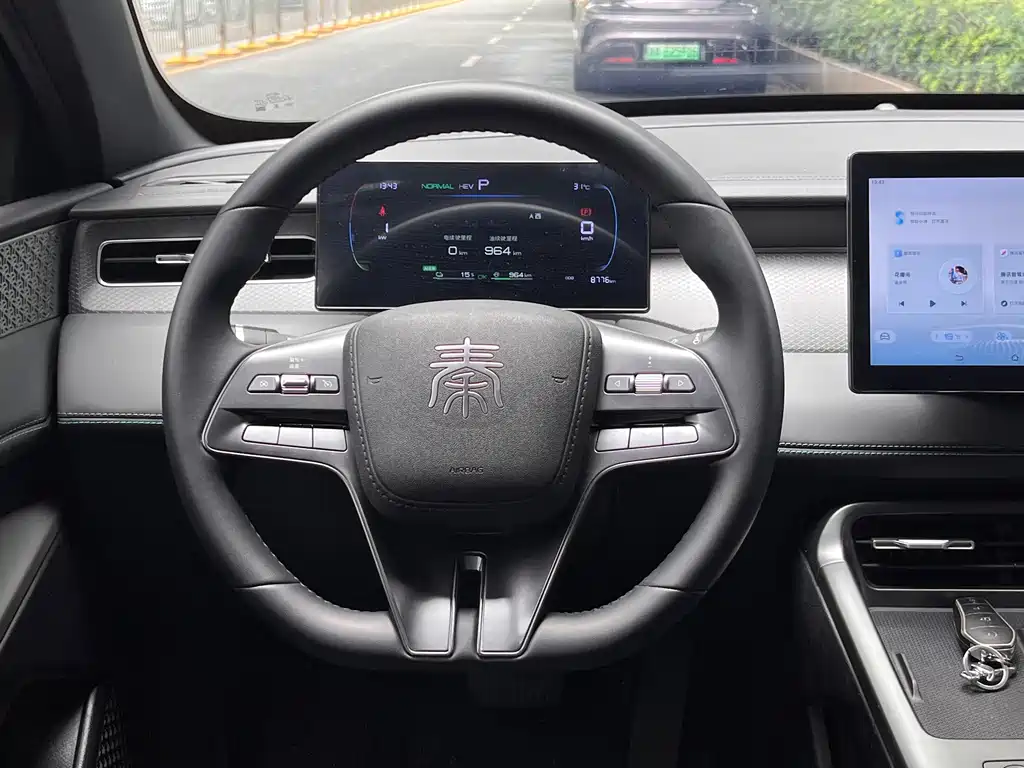 BYD Qin PLUS 2025 — фото 11
