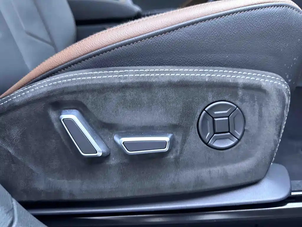 Audi Q3 2022 — фото 19