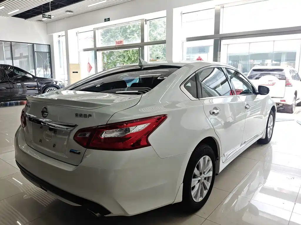 Nissan Teana 2018 — фото 10