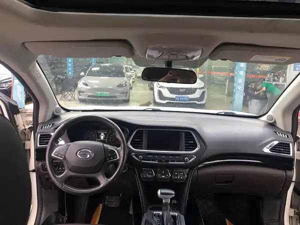 GAC Trumpchi GS4 2017