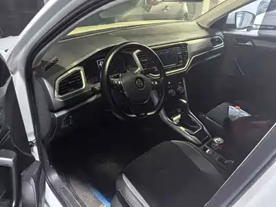 Volkswagen T-Roc 2021