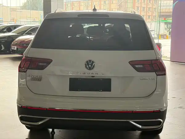Volkswagen Tiguan L 2022