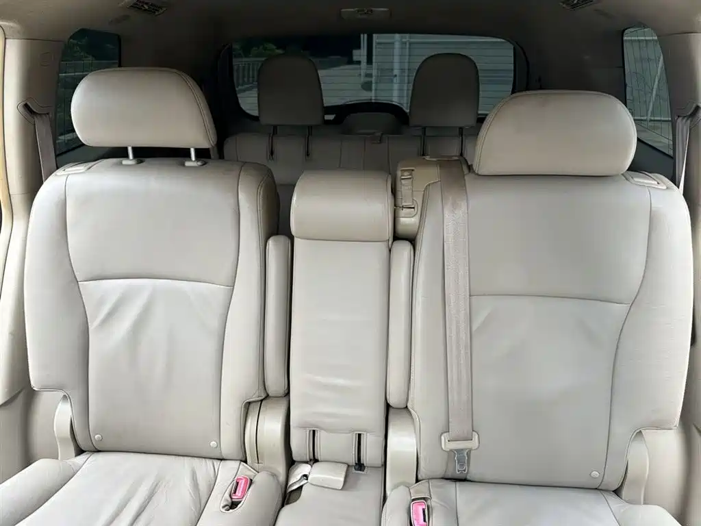 Toyota Highlander 2011 — фото 13