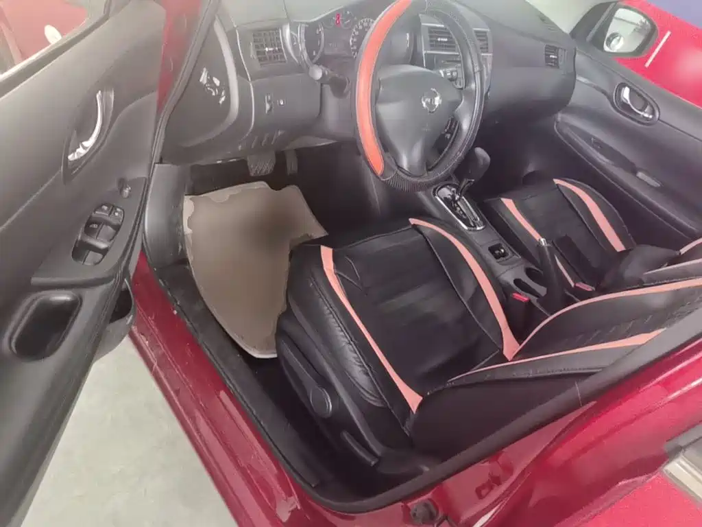 Nissan Tiida 2015 — фото 16