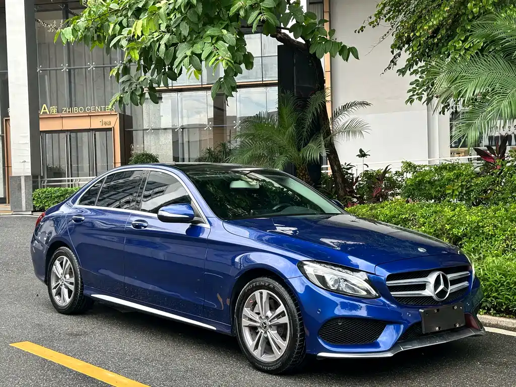 Mercedes-Benz C-Class 2018 — фото 6