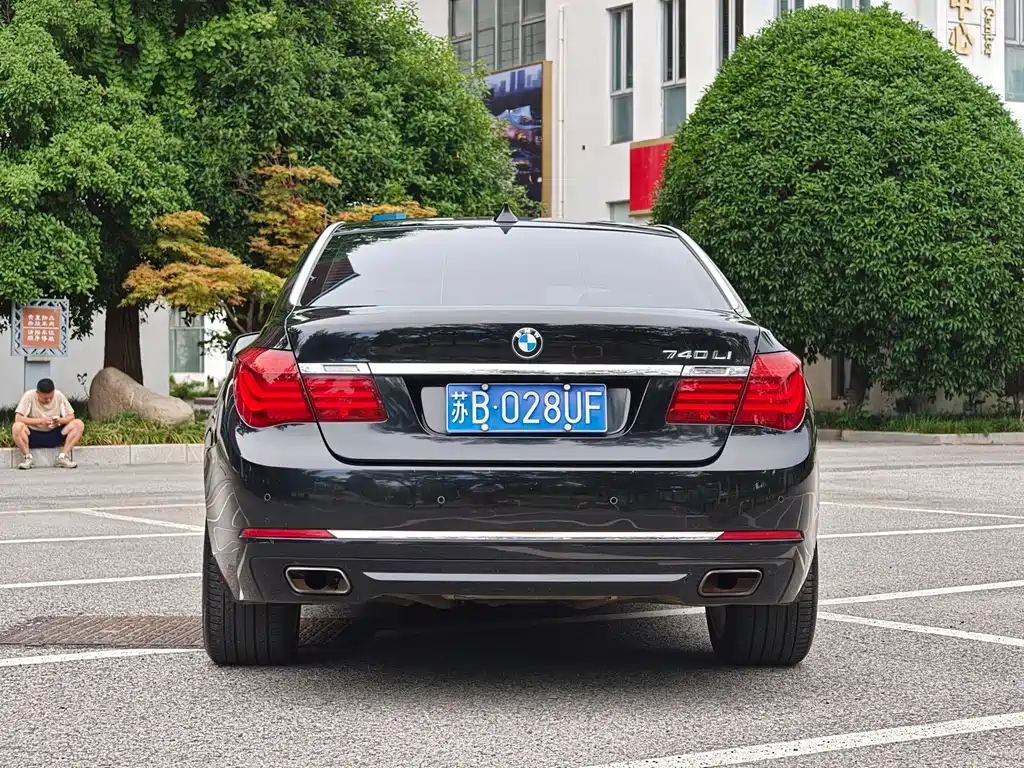 BMW 7 Series 2015 — фото 6