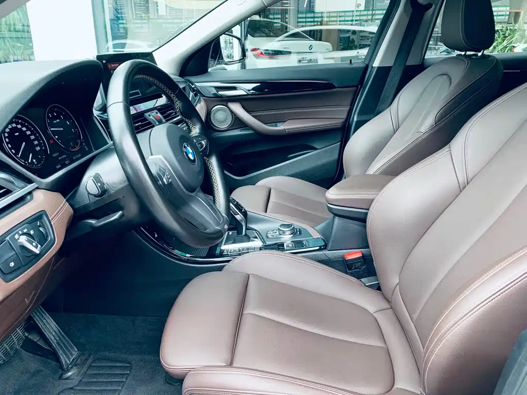 BMW X2 2023 — фото 12