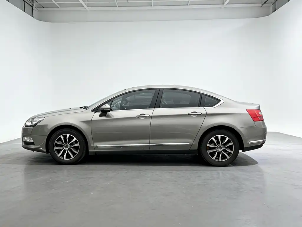 Citroen C5 2015 — фото 4