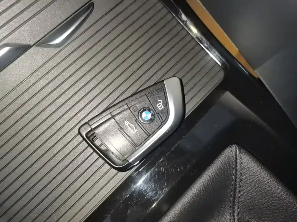 BMW X2 2022 — фото 9