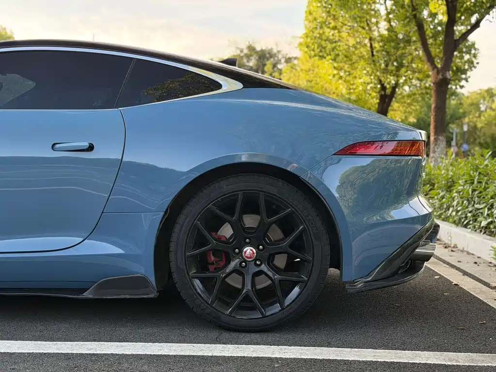 Jaguar F-TYPE 2015 — фото 6