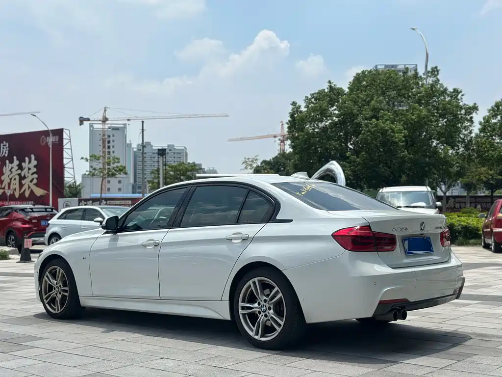 BMW 3 Series 2019