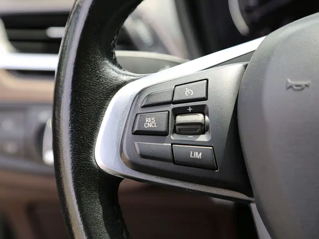 BMW X1 2019 — фото 15
