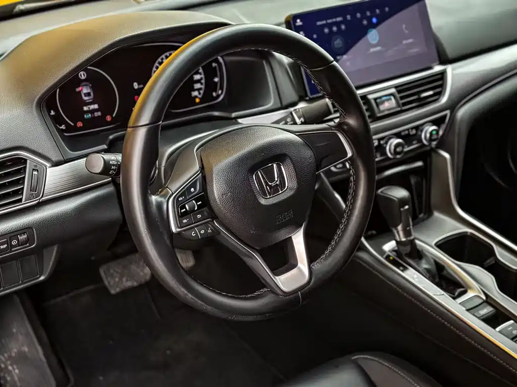 Honda Accord 2023 — фото 4