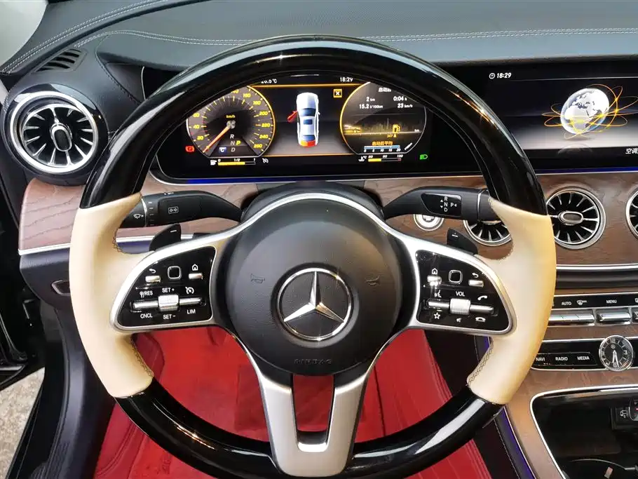 Mercedes-Benz E-Class 2020 — фото 15