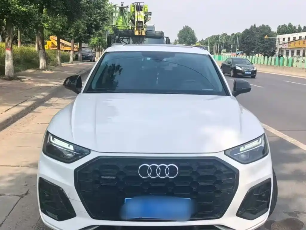 Audi Q5L 2022