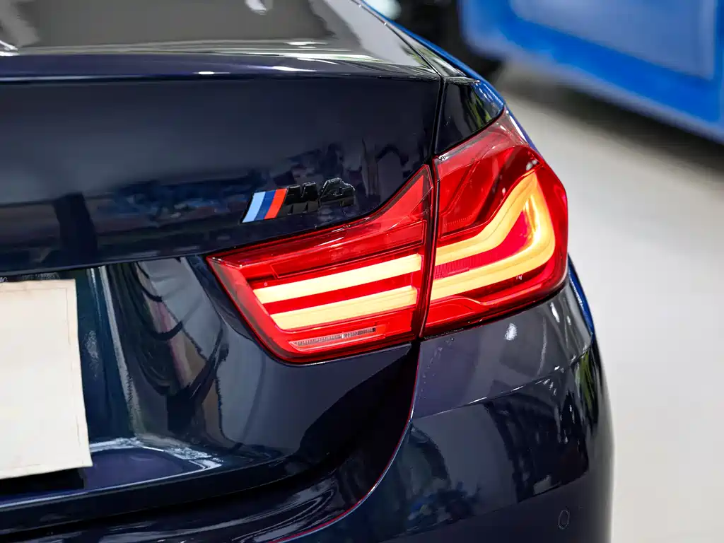 BMW M4 2017 — фото 7