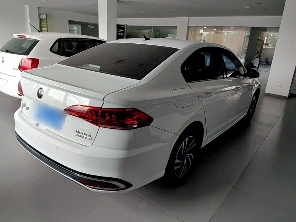 Volkswagen Bora 2023