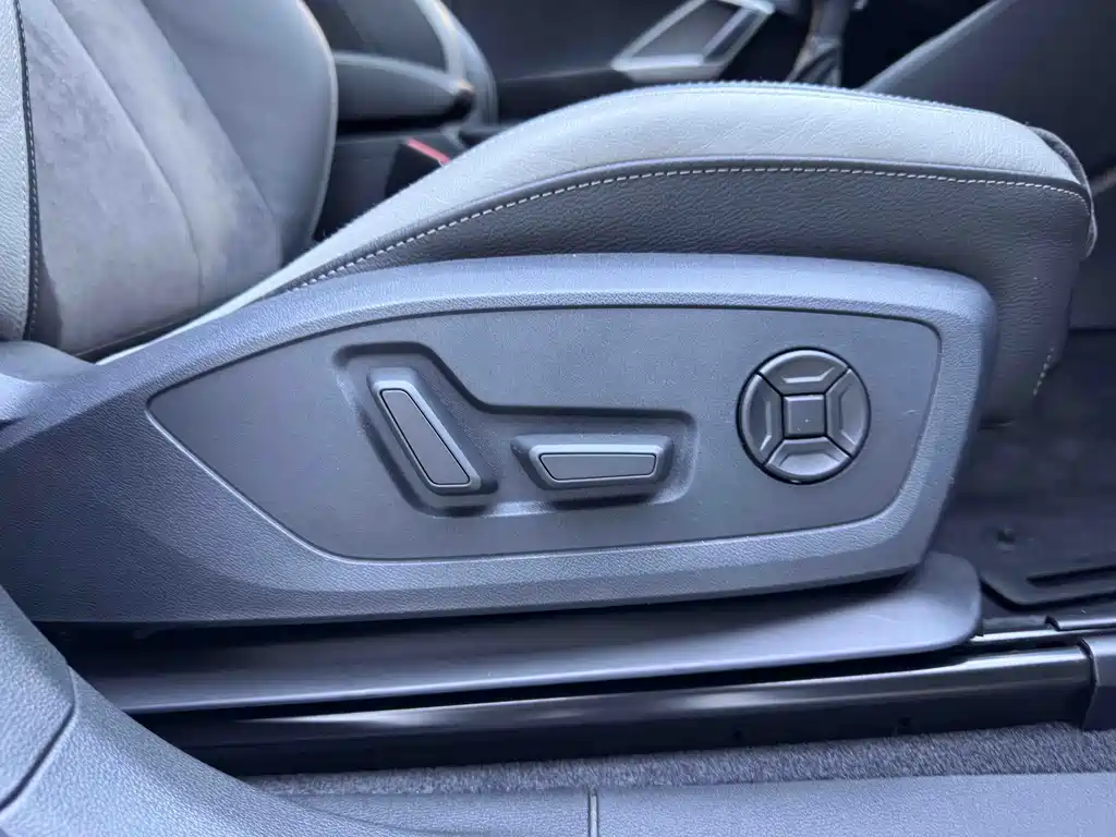 Audi Q3 2022 — фото 19