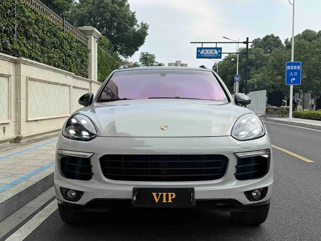 Porsche Cayenne 2015 — фото 2